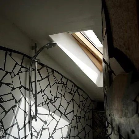 Un Coccodrillo A Frassino Отель типа 