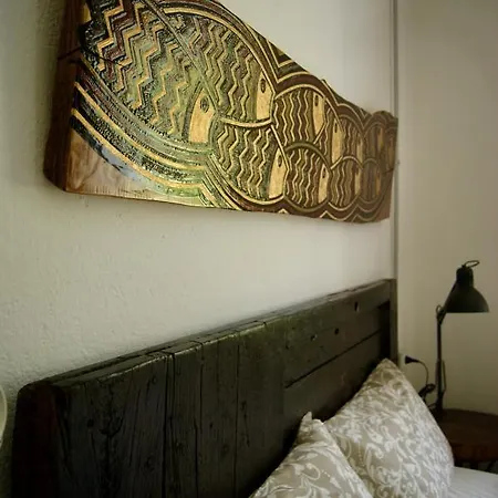 Un Coccodrillo A Frassino